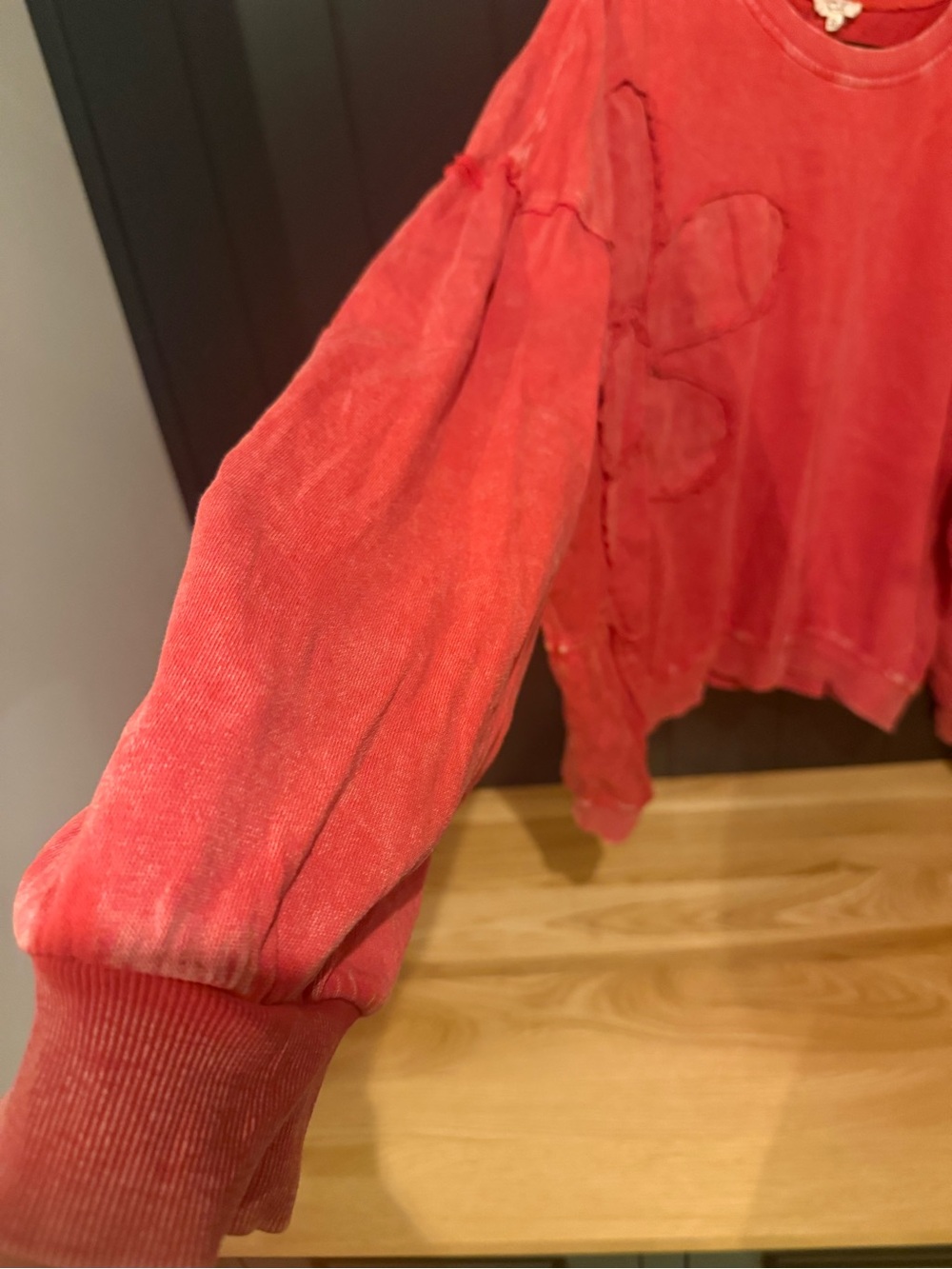 🌺 Easel Red Acid Washed Flower Oversized Sweatshirt 🌺 Boho Chic - Picture 7 of 8